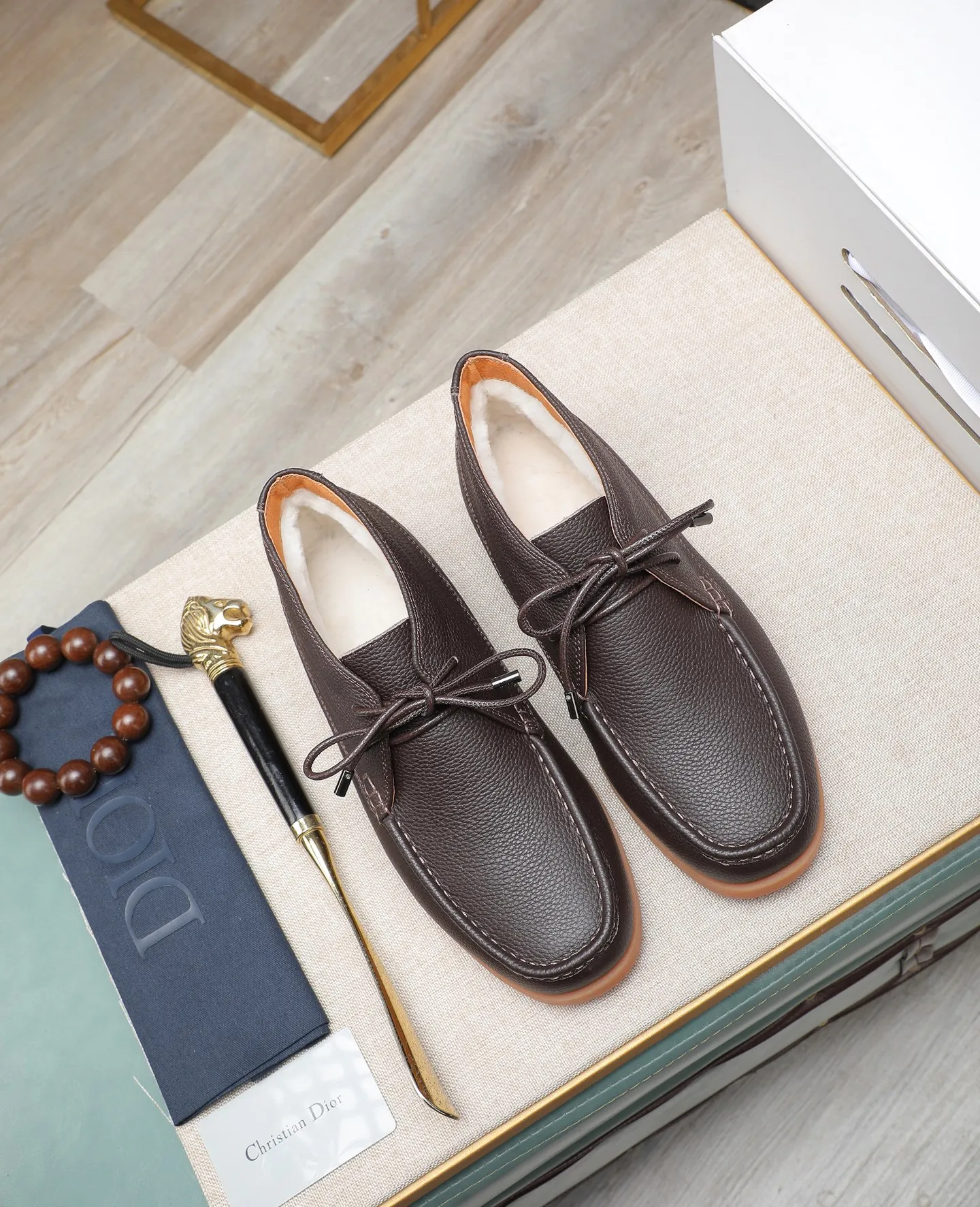 Men's shoes 💰600 Wool lining Original order quality Dior —🆘. Dior original order purchase, high-end leather shoes, fabric: imported cowhide from Italy ➕ water-dyed cow lining/wool lining ➕ special original outsole, fine workmanship, real-life photos 🎬 size: 38-44 (with full set of packaging)